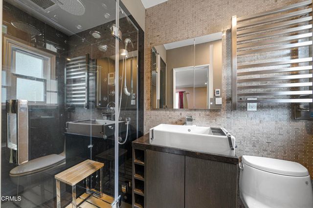 208 Champion Place, Alhambra, CA 91801