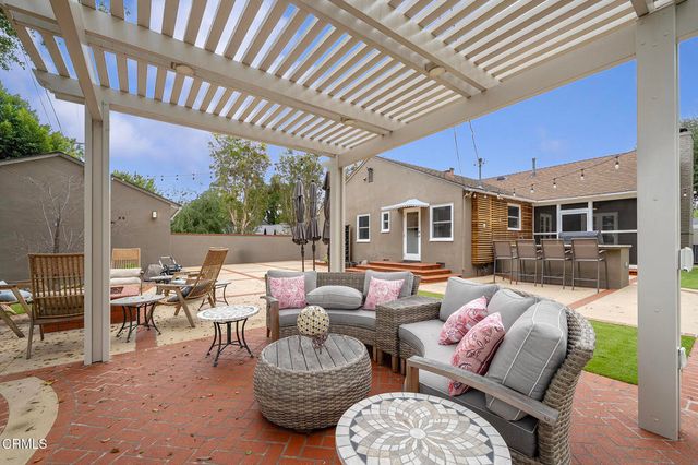 208 Champion Place, Alhambra, CA 91801