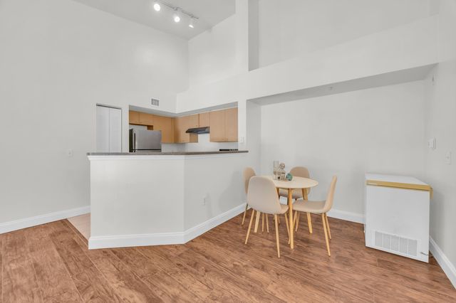 4241 San Marino Boulevard 207, West Palm Beach, FL 33409