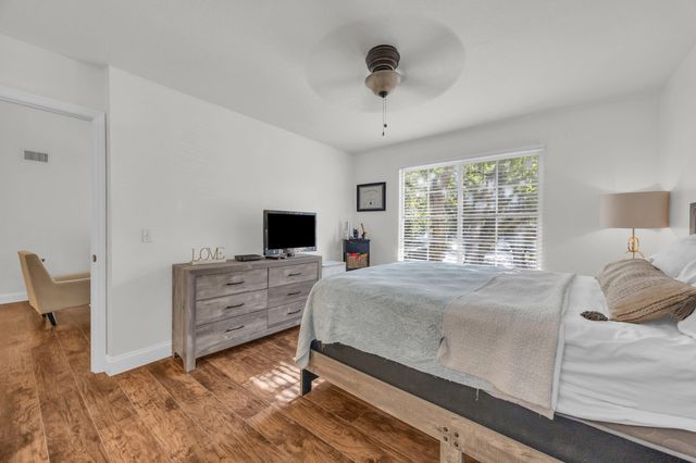 4241 San Marino Boulevard 207, West Palm Beach, FL 33409