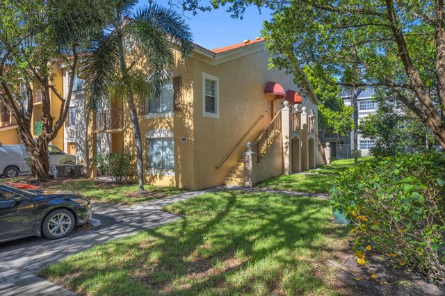 4241 San Marino Boulevard 207, West Palm Beach, FL 33409
