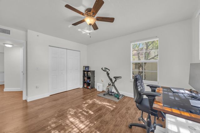 4241 San Marino Boulevard 207, West Palm Beach, FL 33409
