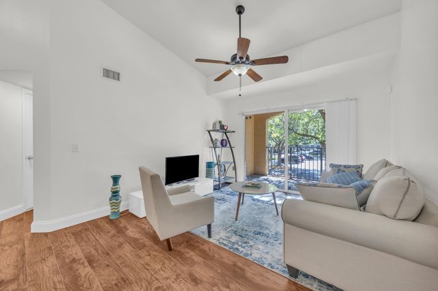 4241 San Marino Boulevard 207, West Palm Beach, FL 33409