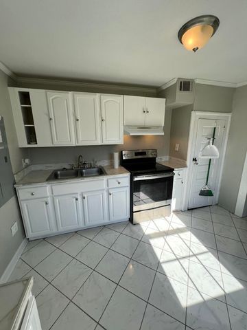 206 Reynolds Street, Augusta, GA 30901