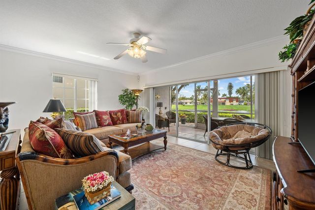 12598 Westhampton Circle, Wellington, FL 33414
