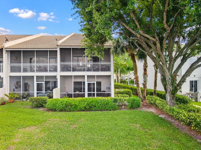 12598 Westhampton Circle, Wellington, FL 33414