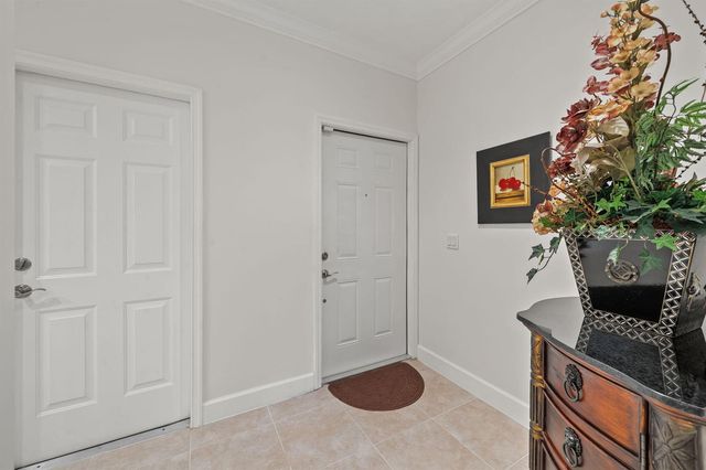12598 Westhampton Circle, Wellington, FL 33414