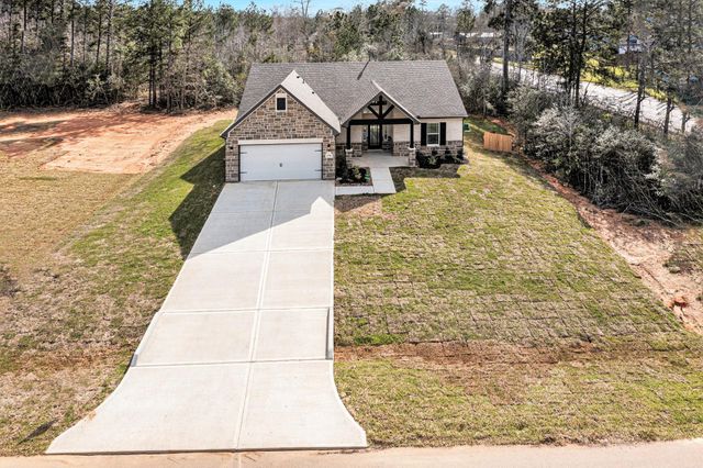 11702 Oakwood Ranch, Willis, TX 77378