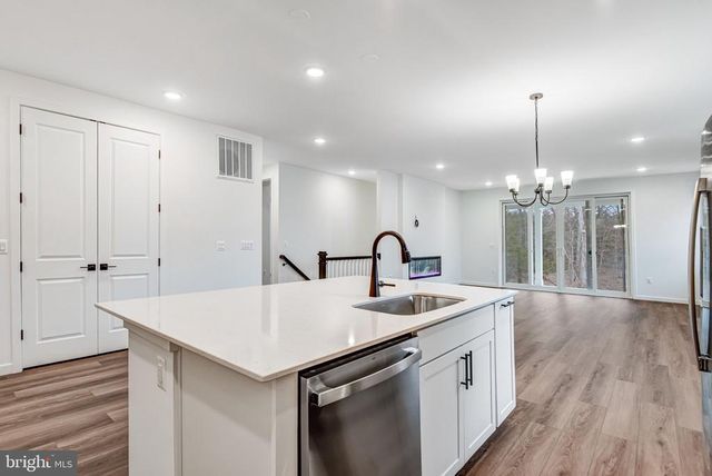 2067 SPRINGVALE DR, Bealeton, VA 22712