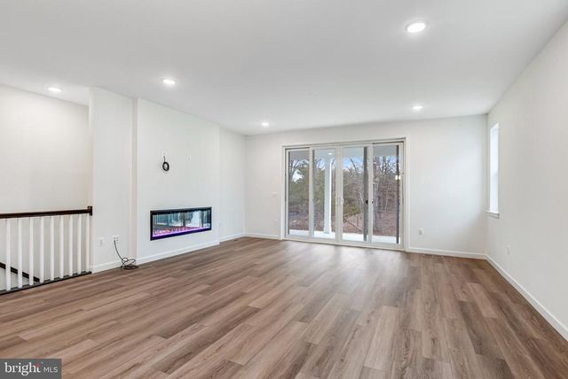 2067 SPRINGVALE DR, Bealeton, VA 22712