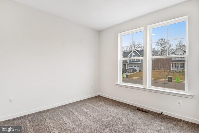 2067 SPRINGVALE DR, Bealeton, VA 22712