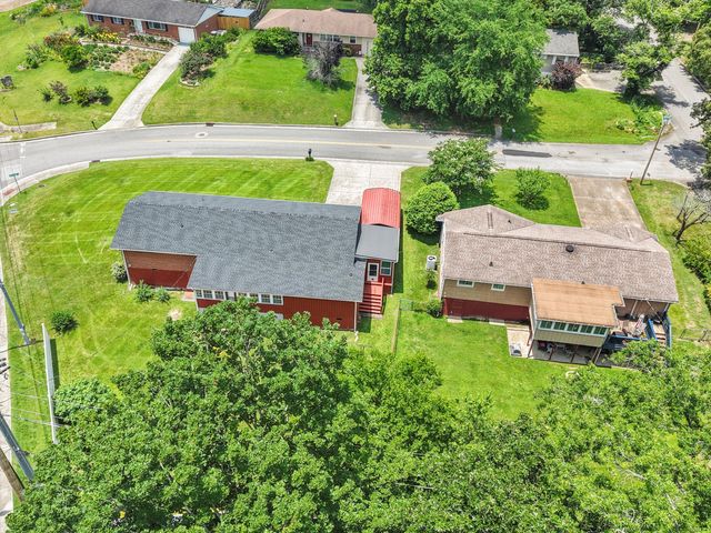 3502 Oak Ridge Drive, Chattanooga, TN 37415