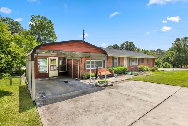 3502 Oak Ridge Drive, Chattanooga, TN 37415