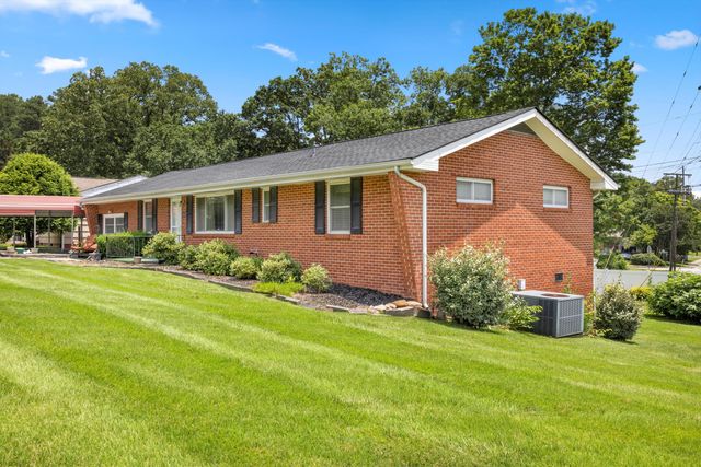 3502 Oak Ridge Drive, Chattanooga, TN 37415
