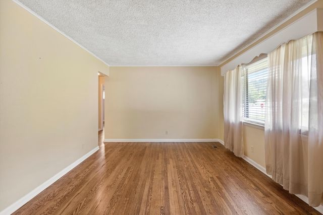3502 Oak Ridge Drive, Chattanooga, TN 37415