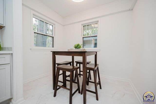 1180 SW Woodward AVE, Topeka, KS 66604