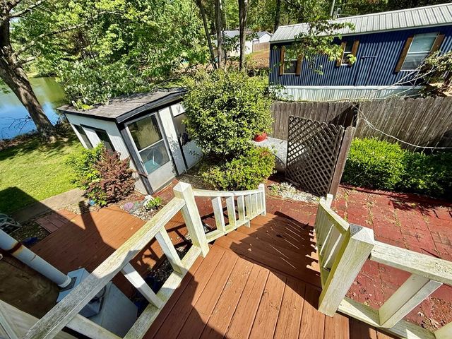535 Mansard Island Dr, Springville, TN 38256