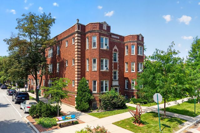 845 S Humphrey Avenue 1, Oak Park, IL 60304