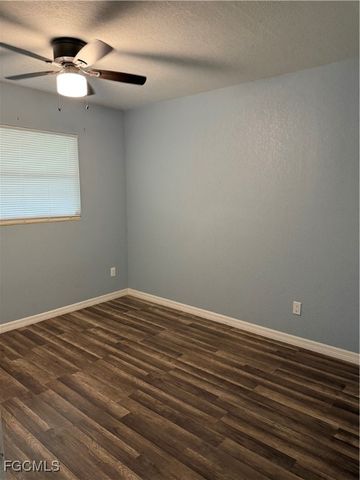 1171 Laurel DR, North Fort Myers, FL 33917