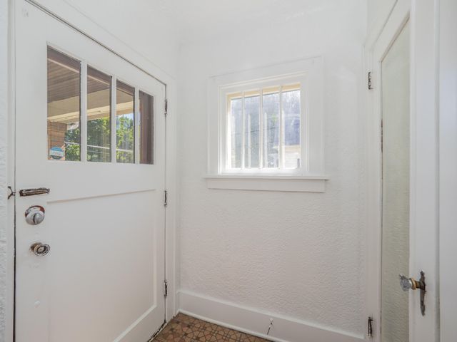 2127 W Main Street, Kalamazoo Twp, MI 49006