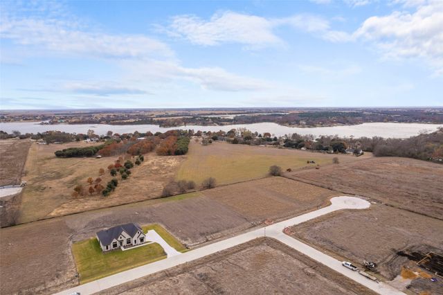 144 Lila Lake Drive, Waxahachie, TX 75165