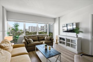 3250 NE 28th St 806, Fort Lauderdale, FL 33308