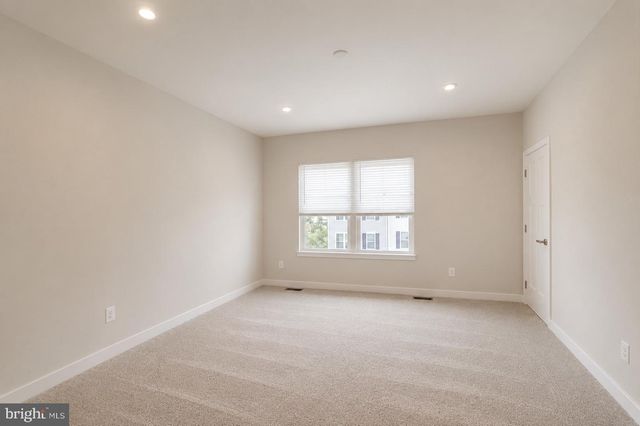 46271 MOUNT KELLOGG TER, Sterling, VA 20164