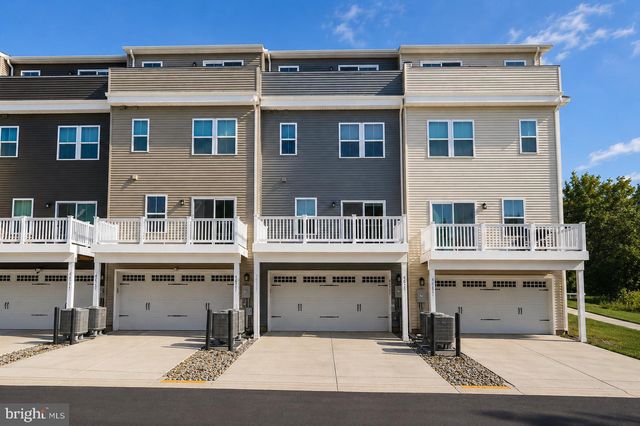 46271 MOUNT KELLOGG TER, Sterling, VA 20164