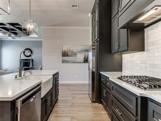 2239 E Kellan Court Terrace, Mustang, OK 73064