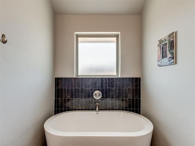 2239 E Kellan Court Terrace, Mustang, OK 73064