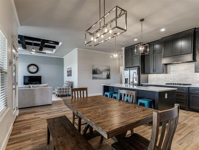 2239 E Kellan Court Terrace, Mustang, OK 73064