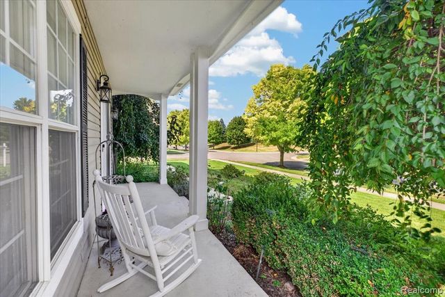 840 Cross Circle, Oxford, MI 48371