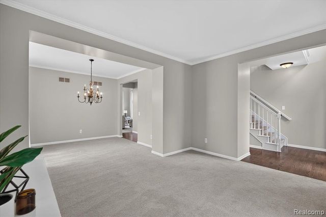 840 Cross Circle, Oxford, MI 48371