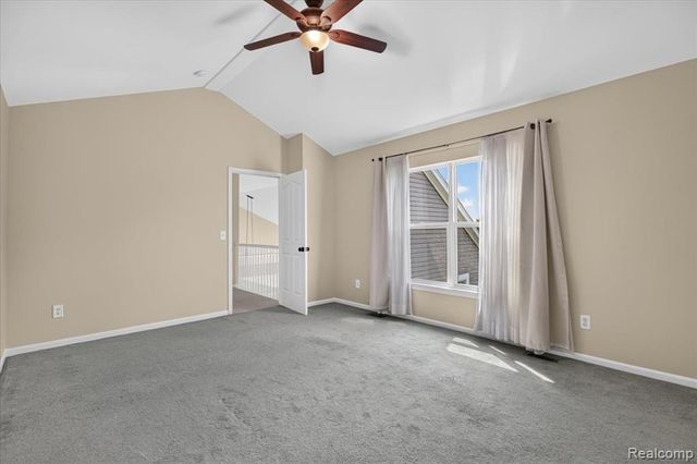 840 Cross Circle, Oxford, MI 48371