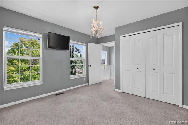 840 Cross Circle, Oxford, MI 48371
