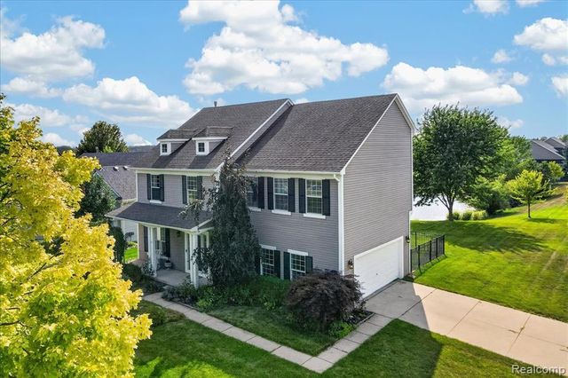 840 Cross Circle, Oxford, MI 48371