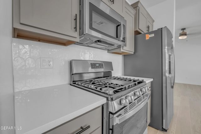 1225 Terry Ponce Place, El Paso, TX 79928