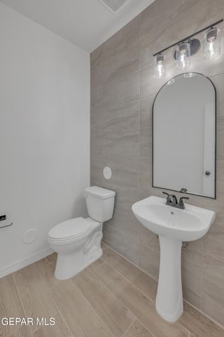 1225 Terry Ponce Place, El Paso, TX 79928