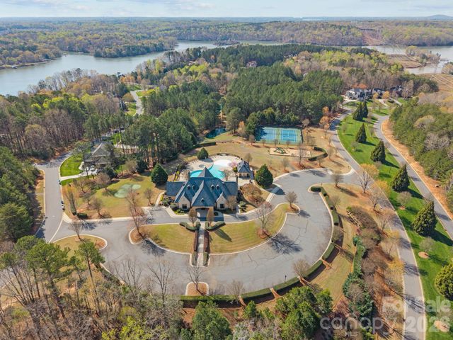 2001 Beauhaven Lane, Belmont, NC 28012