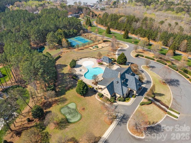 2001 Beauhaven Lane, Belmont, NC 28012