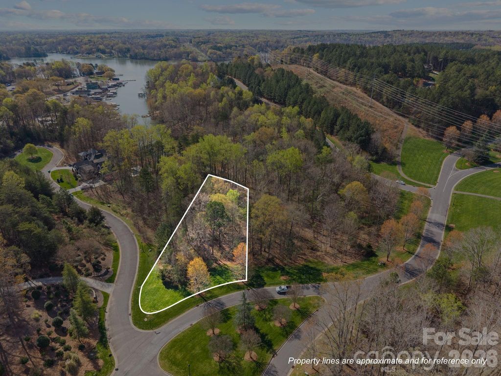 2001 Beauhaven Lane, Belmont, NC 28012