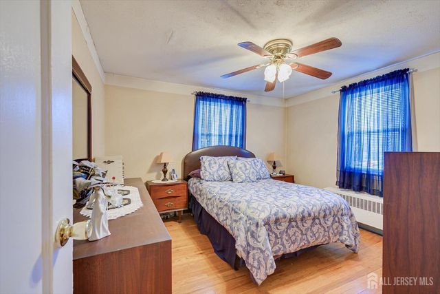 105 E. Cliff Road, Colonia, NJ 07067