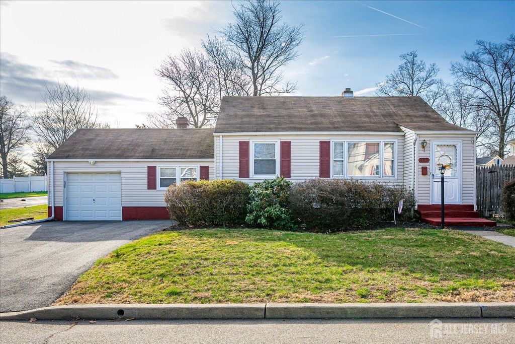 105 E. Cliff Road, Colonia, NJ 07067