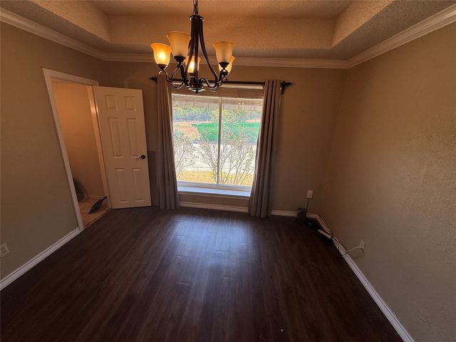820 Forgotten Lane, Burleson, TX 76028