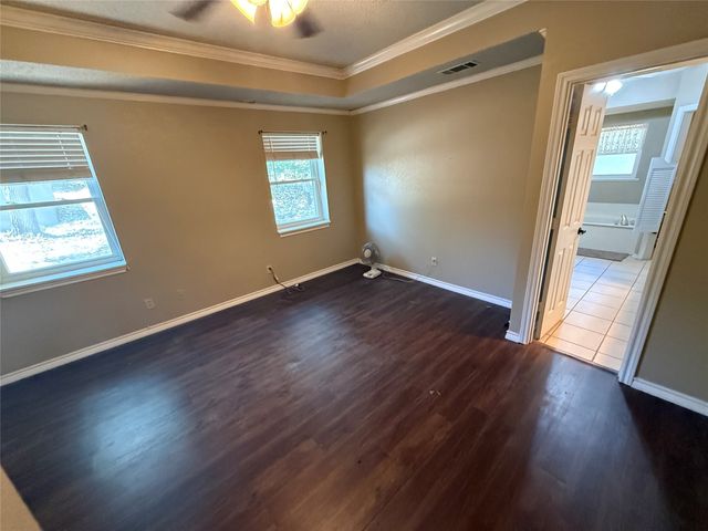 820 Forgotten Lane, Burleson, TX 76028