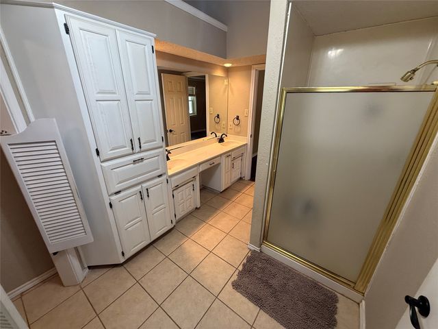 820 Forgotten Lane, Burleson, TX 76028