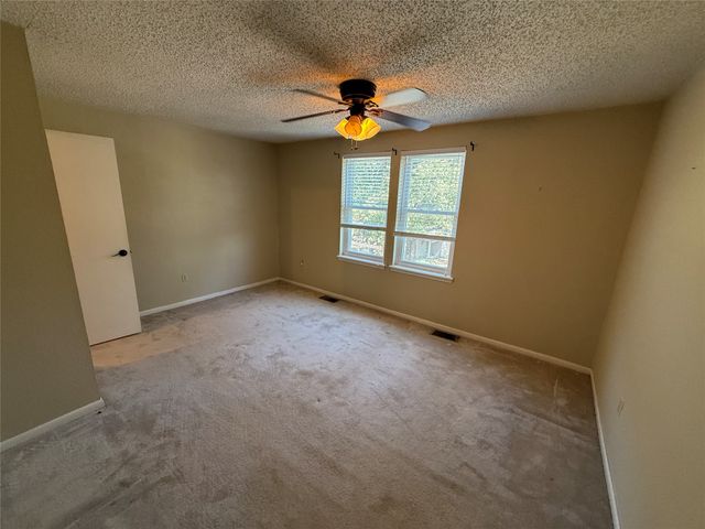 820 Forgotten Lane, Burleson, TX 76028