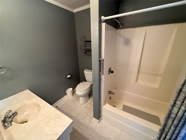 820 Forgotten Lane, Burleson, TX 76028