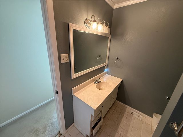 820 Forgotten Lane, Burleson, TX 76028