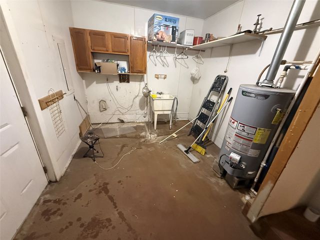 820 Forgotten Lane, Burleson, TX 76028